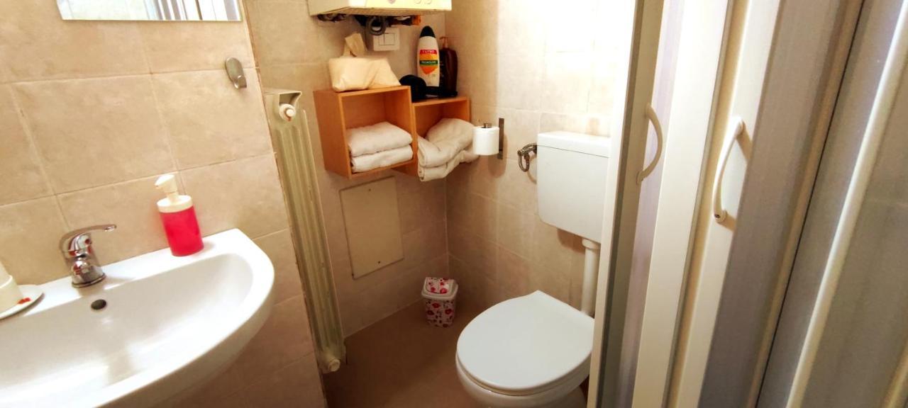 Oneiro Bed And Relax Apartment Benevento Luaran gambar