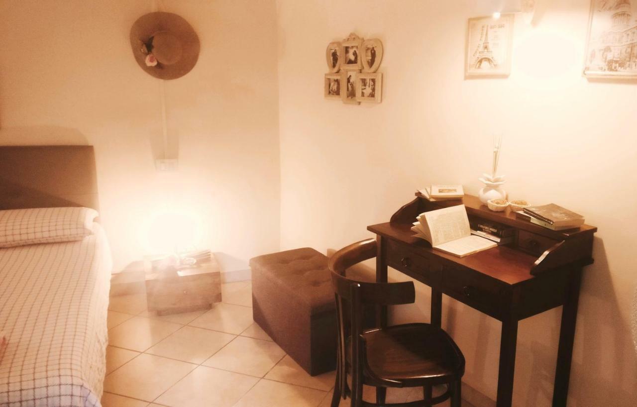 Oneiro Bed And Relax Apartment Benevento Luaran gambar